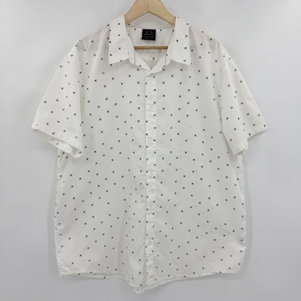 Oakley Mens XXL White Skull Crossbones Print Short Sleeve Button Down Shirt